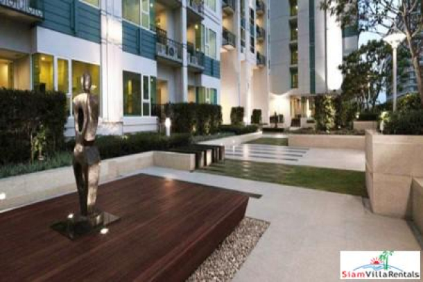 Ivy Thonglor | Contemporary Living & High Floor in this One Bedroom Condo for Rent-5