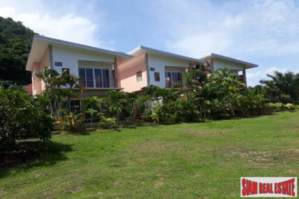 1,350 sqm Land with 3 Houses in a Desirable Area of Rawai, Phuket-4