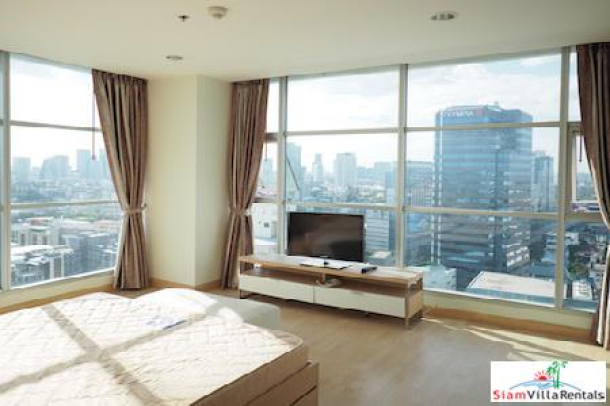 Rhythm Ratchada | Views and More Views from this Two Bedroom 19th Floor Condo in Huai Khwang-1