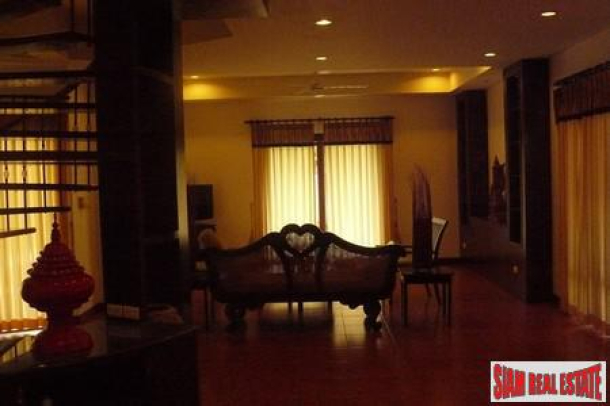 Luxury Pool Villa for Rent in Jomtien-5