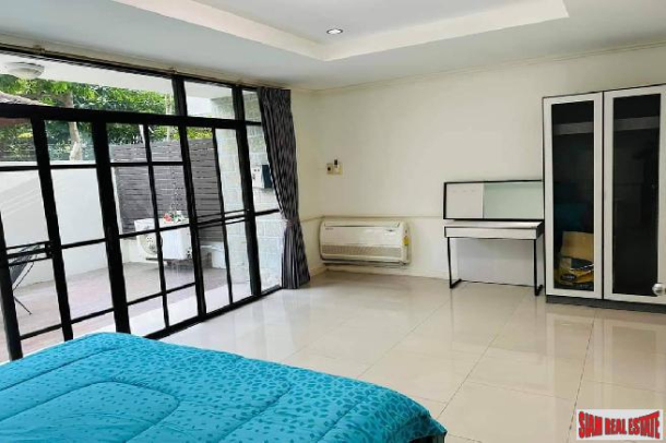 New Renovated  Four Bedroom for Rent Near Phrom Phong, Bangkok.-11