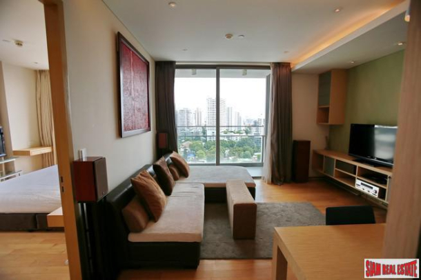Aequa Sukhumvit 49 | Bright One Bedroom with Wonderful City Views in Thong Lo-1