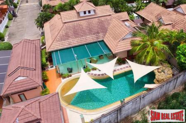 Large Luxury Pool Villa for Sale in Bang Saray Pattaya-1