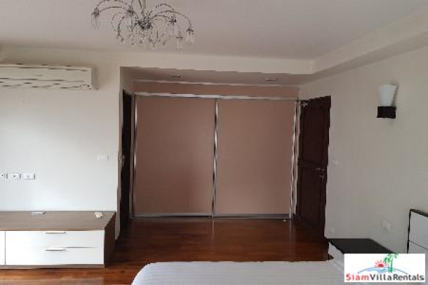 Baan Sukhumvit 14 | Modern and Spacious Three Bedroom Condo For Rent in Asok-7