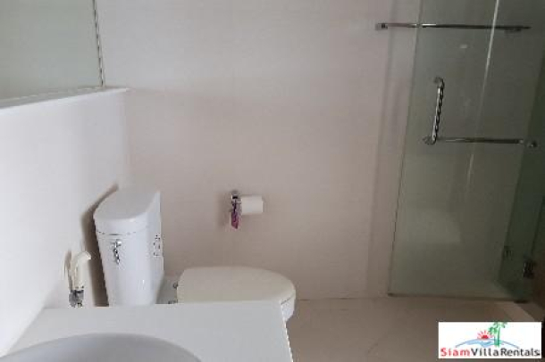 The Address 42 | Cheerful Furnished Two Bedroom Condo for Rent in Phra Khanong-8