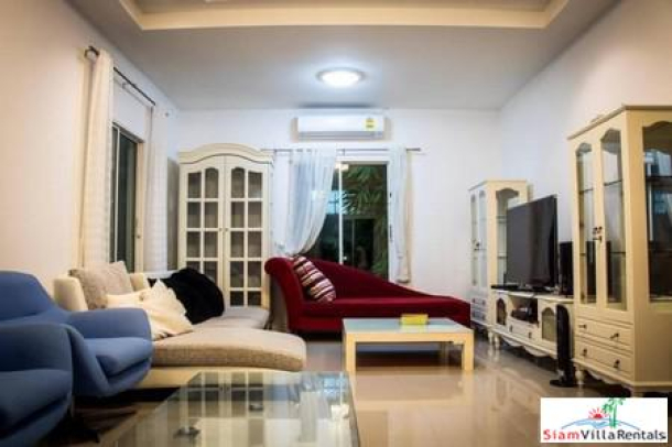 Luxury 5 Beds Pool Villa in City Center Close to Shopping Mall-4