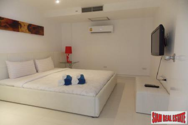 Bright and Contemporary Two Bedroom Penthouse Condo in Karon, Phuket-4