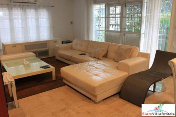 Luxury 5 Beds Pool Villa in City Center Close to Shopping Mall-11