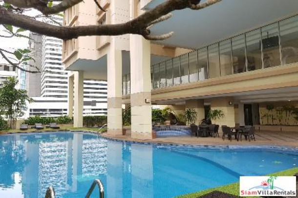 Grand Mercure Bangkok Asoke Residence | Convenient and Extra Large Three Bedroom Condo for Rent-1