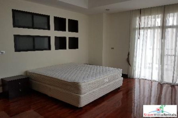 Grand Mercure Bangkok Asoke Residence | Convenient and Extra Large Three Bedroom Condo for Rent-4