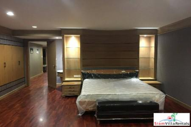 Lake Avenue | Extra Large and Super Convenient Location Two Bedroom Condo for Rent in Asok-9