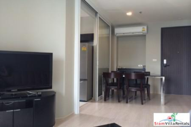 Rhythm 44/1 | North, East and South River Views from this Two Bedroom Condo in Phra Khanong-7