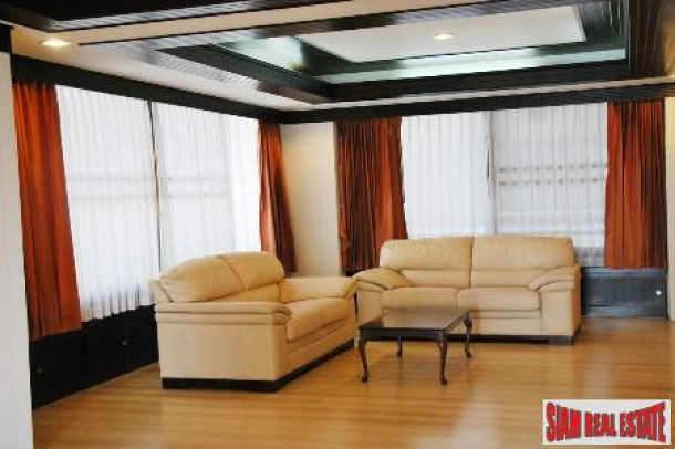 Asoke Tower | Extra Large Three Bedroom for Sale Conveniently Located at Asoke-1