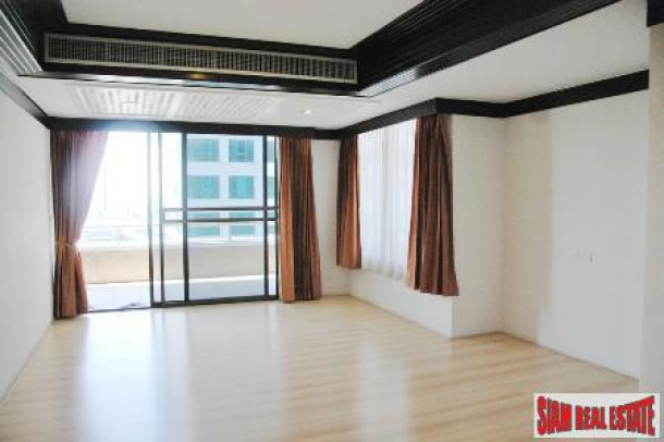 Asoke Tower | Extra Large Three Bedroom for Sale Conveniently Located at Asoke-14