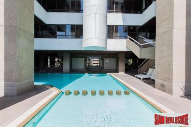 Asoke Tower | Extra Large Three Bedroom for Sale Conveniently Located at Asoke-4