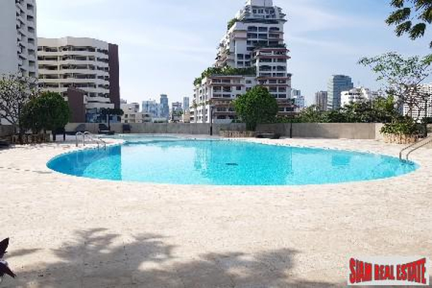 Regent on the Park 3 | Centrally Located Four Bedroom Condominium for sale on Sukhumvit 39-1