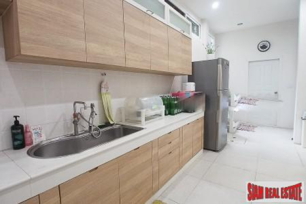 Urban Sathorn | Live in a Park Like Setting in this Three Bedroom House-5