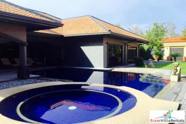 Luxury Villa with Private Pool in Secure Village Near Jomtien Beach in-1