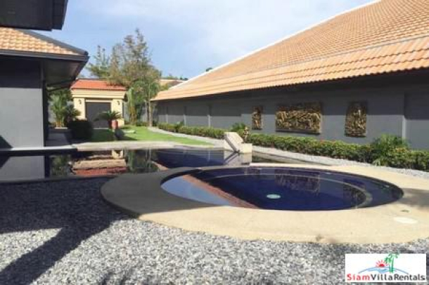 Luxury Villa with Private Pool in Secure Village Near Jomtien Beach in-4