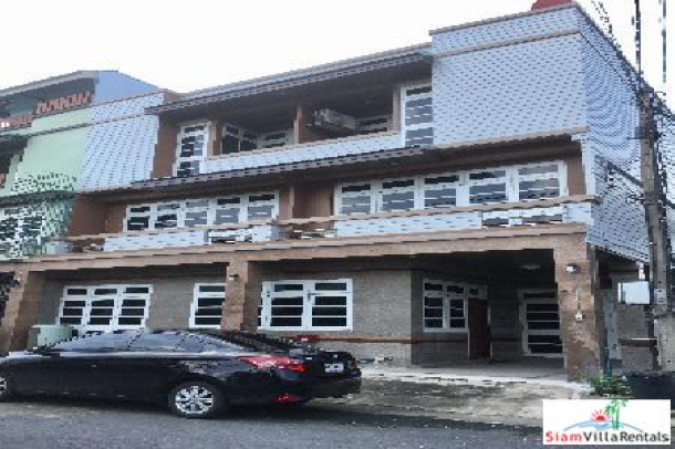 Extra Large Townhouse with Office Option in Bangna, Bangkok-16