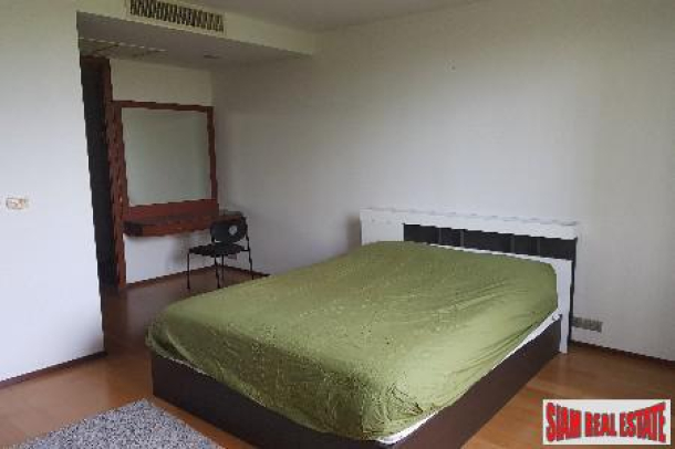 Ficus Lane Condo | Super Deluxe Three Bedroom Condo with Pool View in Phra Khanong-11