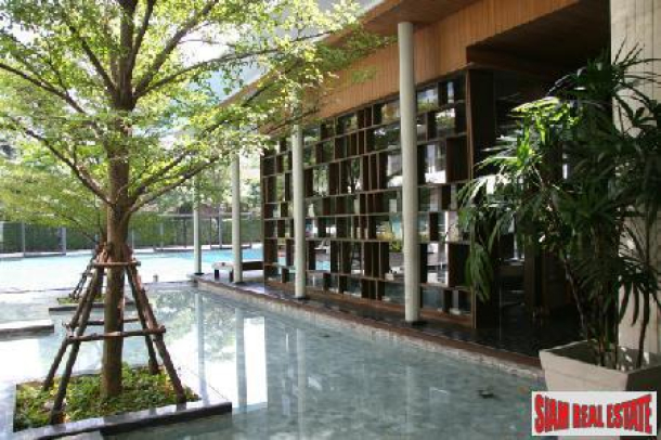 Ficus Lane Condo | Super Deluxe Three Bedroom Condo with Pool View in Phra Khanong-2