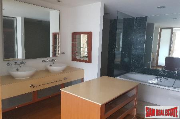 Ficus Lane Condo | Super Deluxe Three Bedroom Condo with Pool View in Phra Khanong-9