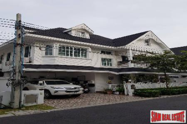 Beautiful Extra Large Four Bedroom Home for Sale in Bearing, Bangkok-1