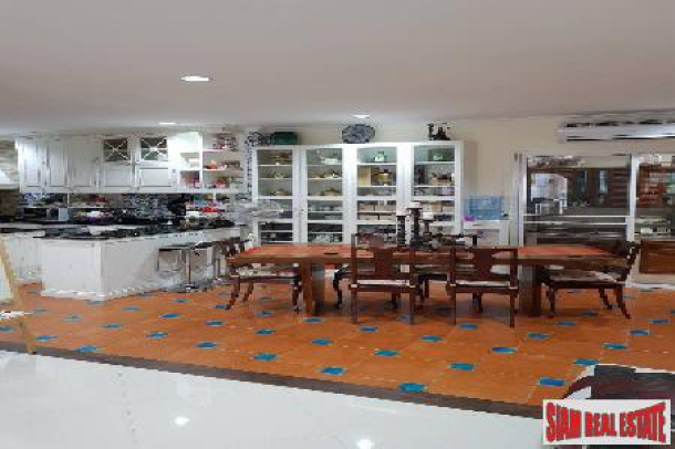 Beautiful Extra Large Four Bedroom Home for Sale in Bearing, Bangkok-8