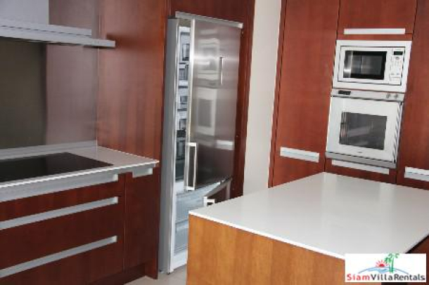 Park Chidlom | Extra Large Four Bedroom Apartment for Rent-10