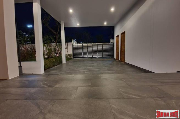 New Luxury Gallery Loft Development in Nai Harn, Phuket-6