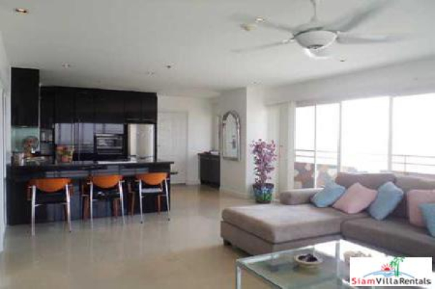 Beautiful 114SQ.M. 2 Bedroom Condo in Central Pattaya for Long Term Rent-2