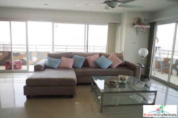 Beautiful 114SQ.M. 2 Bedroom Condo in Central Pattaya for Long Term Rent-3