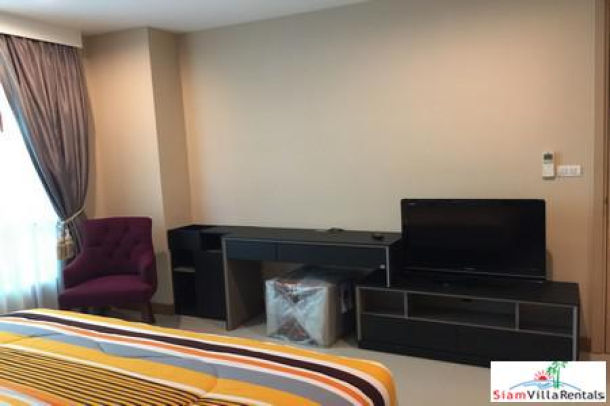 Siri on 8 | Centrally Located One Bedroom Condo Located Near BTS Nana for Rent-5