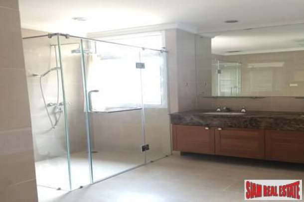 Cadogan Private Residence  | Immaculate Three Bedroom in Private Condominium at  Sukhumvit 39-11