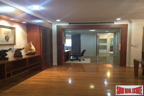 Cadogan Private Residence  | Immaculate Three Bedroom in Private Condominium at  Sukhumvit 39-8