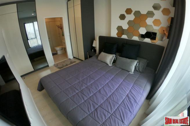 Contemporary Two Bedroom in a Great Location, Sukhumvit 24-21