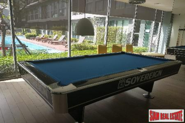 Ideo Mobi Sukhumvit | Loft Duplex with Two Bedrooms and Pool Views for Rent in On-Nut-5