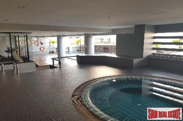 Le Premier Condo Sukhumvit 59 | Great City Views from this Large Two Storey Duplex for Rent in Thong Lo-14
