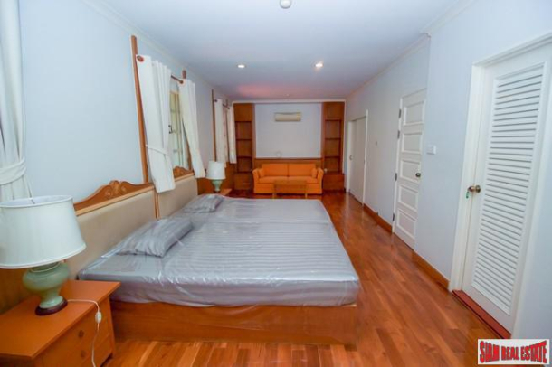 Shanti Sadan | Extra Large Three Bedroom + 1 Study room  Condo for Rent in Thong Lo-30