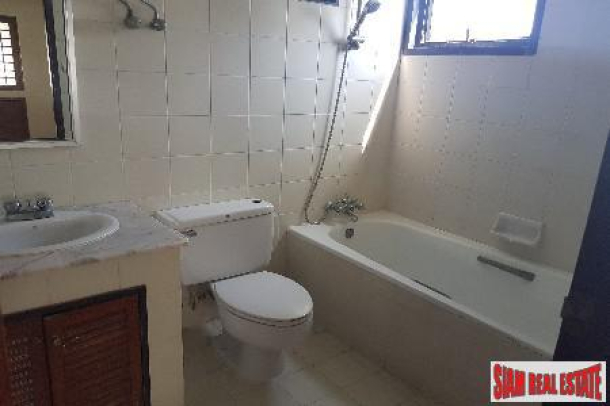 Le Premier Condo Sukhumvit 59 | Furnished Two Bedroom, Three Bath Condo for Rent in Popular Thong Lo-3
