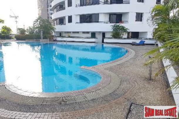 Moon Tower| Spacious Three Bedroom Duplex for Rent  in Thong Lo-2