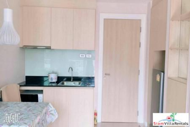 1 Bedroom Room Low Rise Luxurious Condo in A Resort Atmosphere Between South Pattaya and Jomtien-11