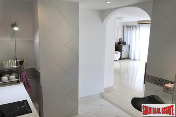 Big Discount Perfect Location- 1 Bedroom 73 Sq.M. For Sale in North Pattaya in Prime Location-7