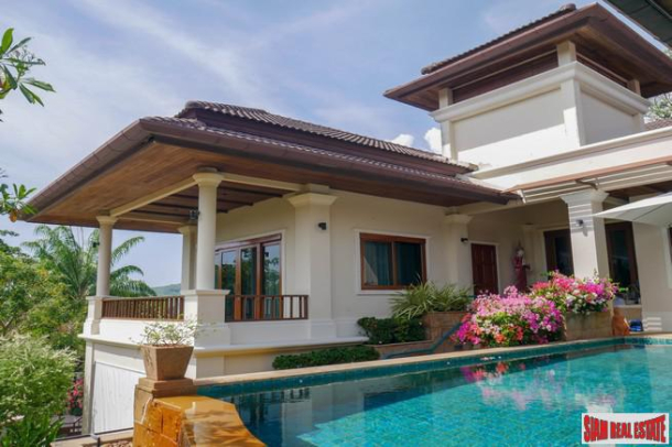 Modern Three-Bedroom Beachfront House in Banglamung Pattaya-24