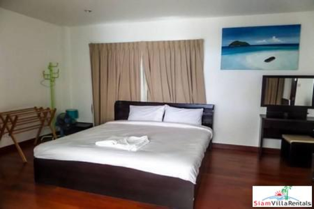 Modern Three-Bedroom Beachfront House in Banglamung Pattaya-7