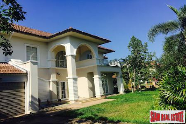 Five Bedroom with Large Garden Priced to Sell in Nong Khwai, Chiang Mai-1