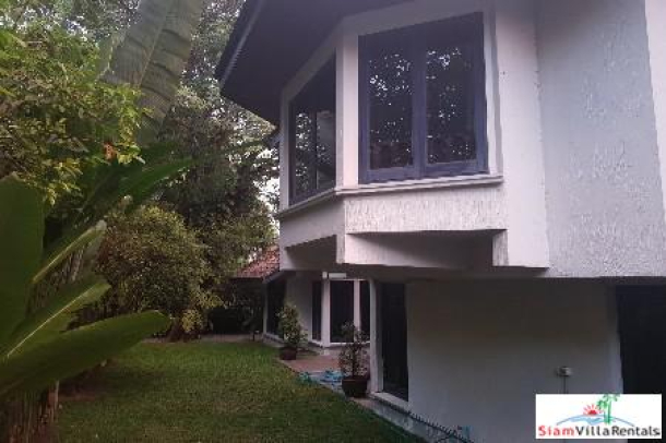 Single Family House with Private Pool in the Heart of the City, Phormphong BTS, Bangkok-12