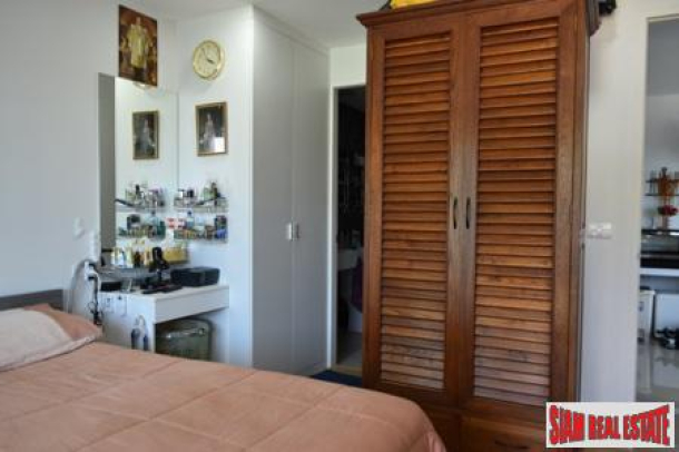 One Bedroom Corner Apartment Close to the Beach for Sale in Kata, Phuket-15