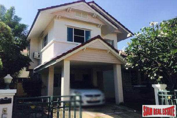 Lovely Three Bedroom, Two Story Home for Sale in Suthep, Chiang Mai-1